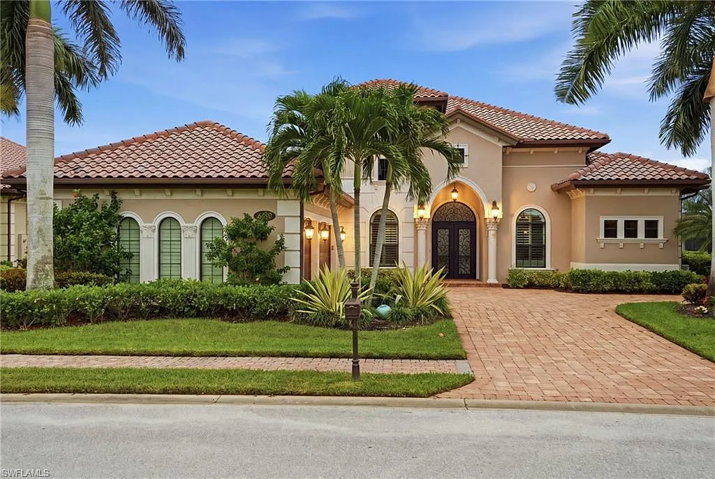 4 bed, 3.5 bath, 3188 sqft, $18,000 — Photo 1