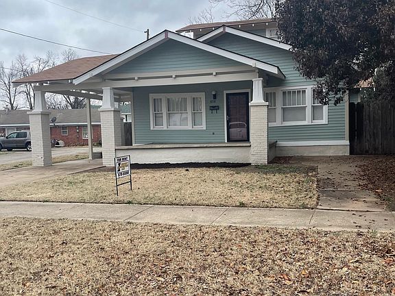3rd image of 610 S Crawford Ave