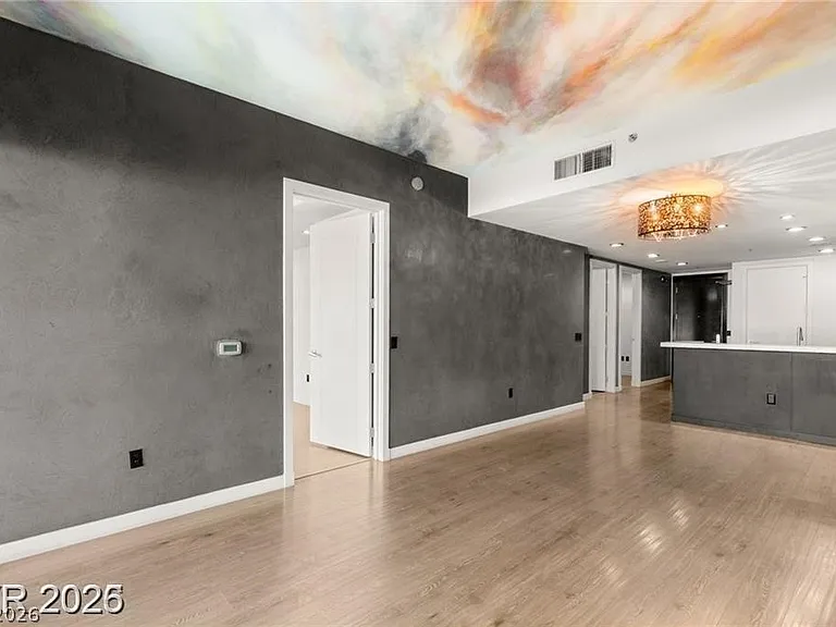 4525 Dean Martin Dr #511 — Photo 10