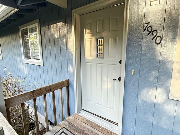 5th image of 7990 NE Beachwood Ave