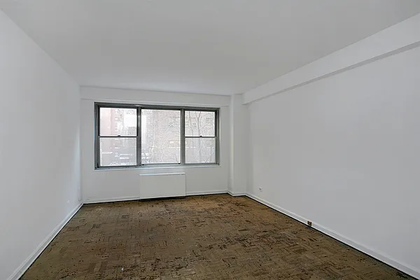 Sold by Corcoran | media 21