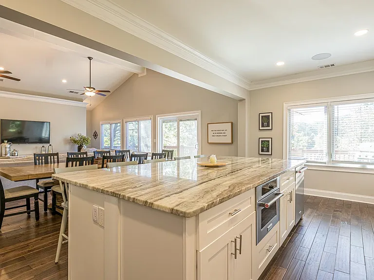 3310 Felicia Ct — Photo 17