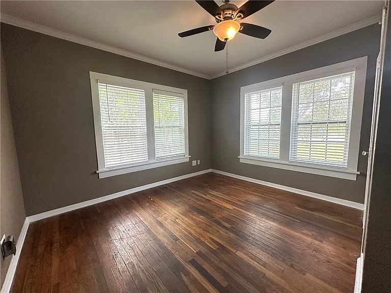 131 Dell Ave — Photo 22
