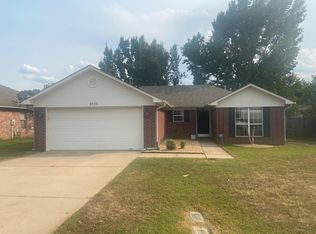 4555 Thompson St, Conway, AR 72034