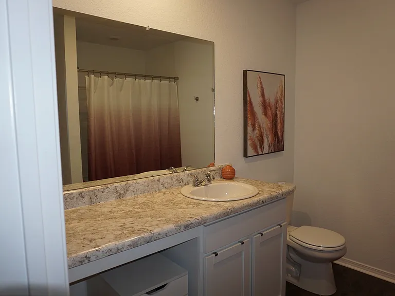 1487 Meadows Dr — Photo 20