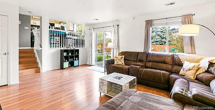 16235 Peregrine Dr — Photo 3