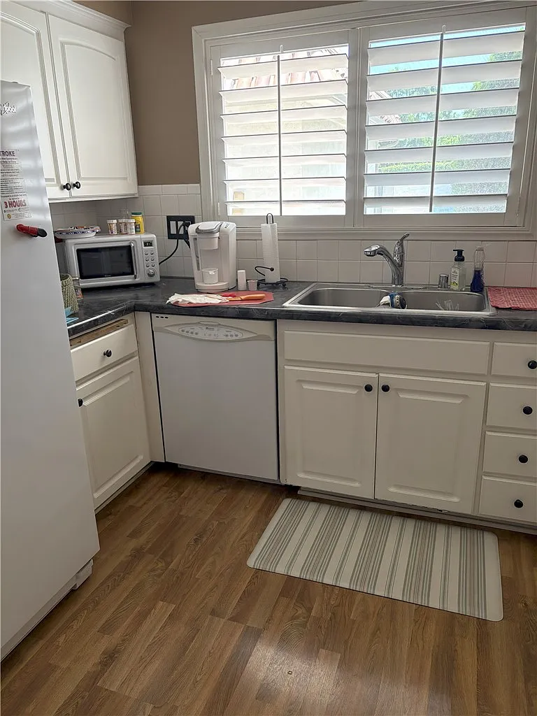 1 bed, 1270 sqft, $2,000 — Photo 3
