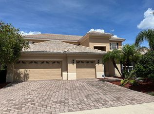 3827 Eagle Isle Cir, Kissimmee, FL 34746