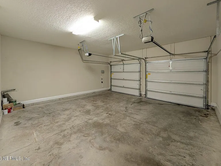 95 Silver Creek Place St — Photo 13