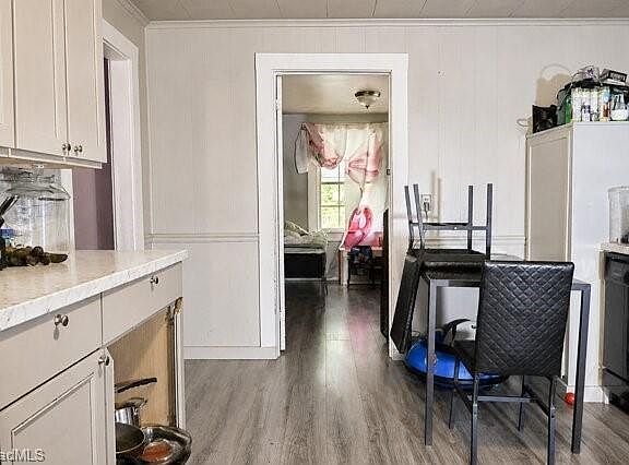 4th image of 121 Hayden St