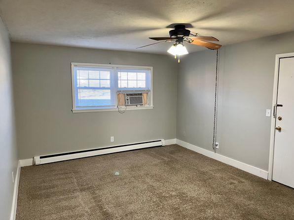 101 College Park Ct #2, Normal, IL 61761