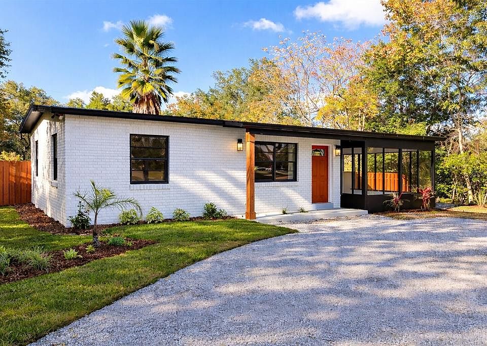 1st image of 646 N WELLINGTON DRIVE