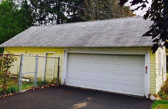 4th image of 1421 Elmwood Ave