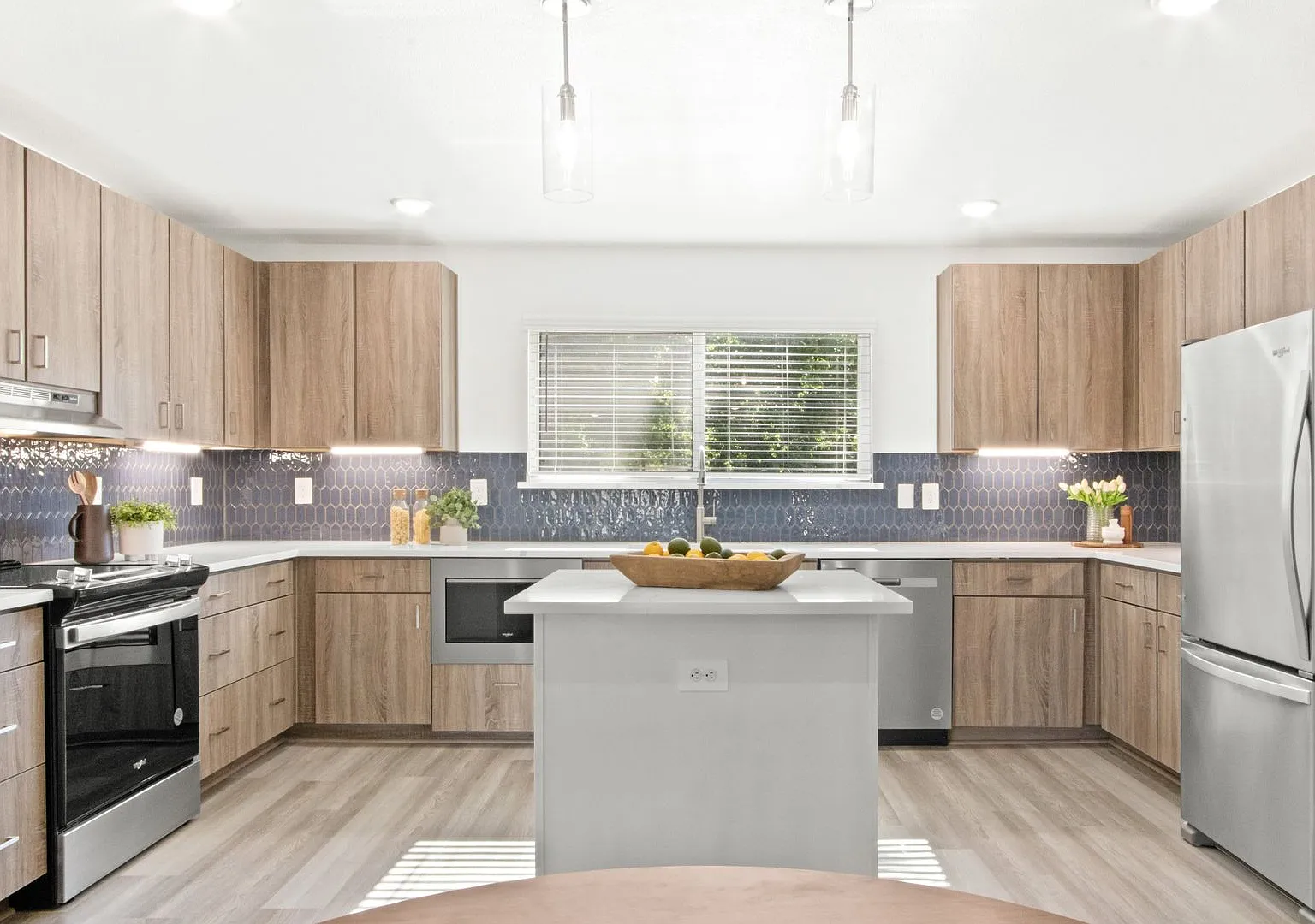 ** Move In Summer 6/28/2028 ** 4 Bedroom 4.5 Bathroom Very Short Walk To Tcu Campus — Photo 1
