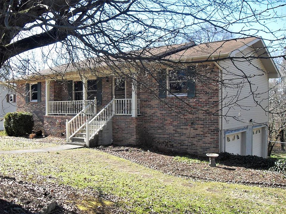 1st image of 82 Ascot Ln