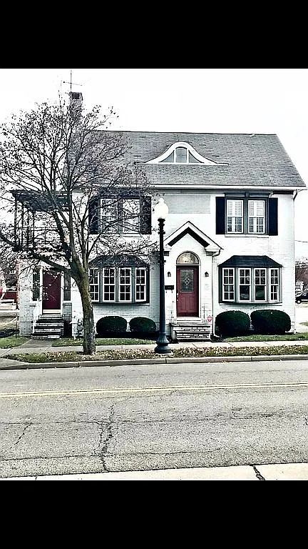 160 S Lincoln Ave photo 1