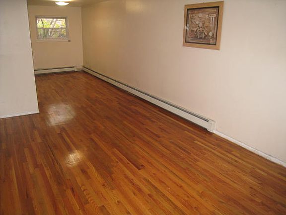 3rd image of 2416 36th St #2