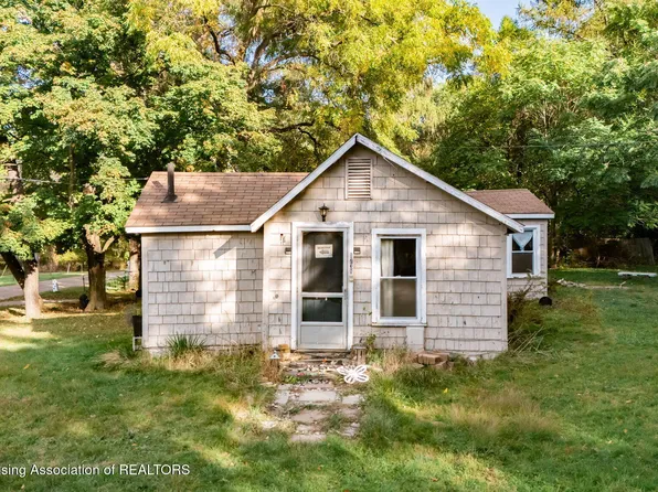 1738 Glenrose Ave, Lansing, MI 48915