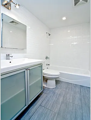 Rented by Isen & Company : Real Estate Advisors | media 10