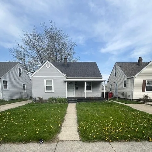 28744 Maple St Photo 1