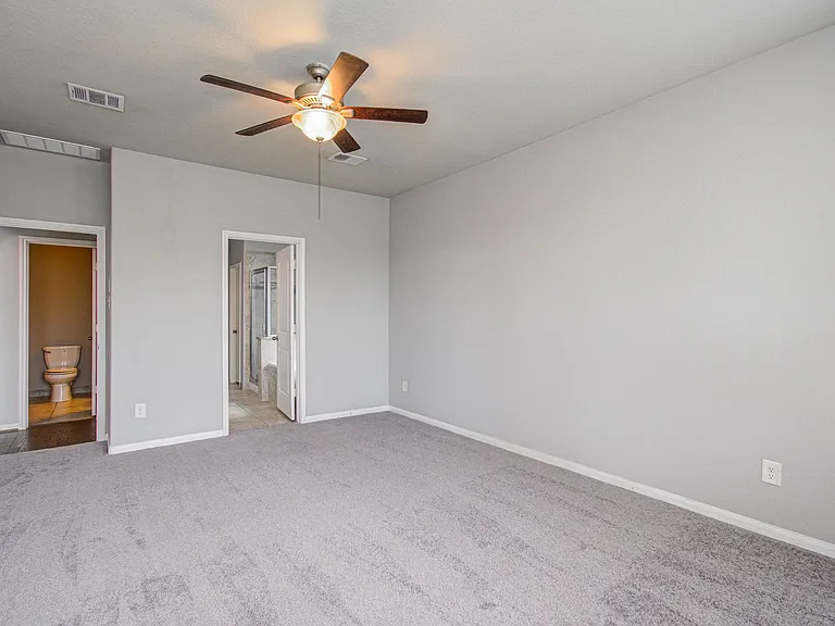 24331 Kee Cresta Ct — Photo 22