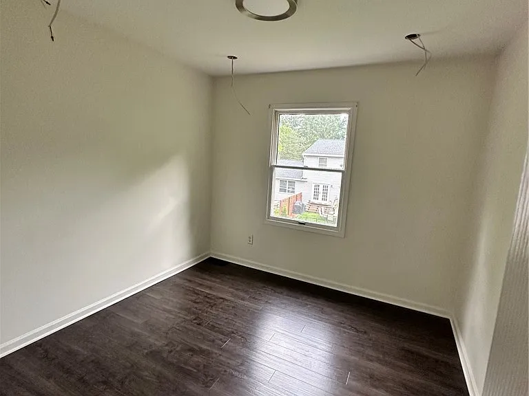 6437 Sterling Cir — Photo 17