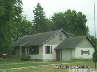 636 E 3rd St, Litchfield, MN 55355