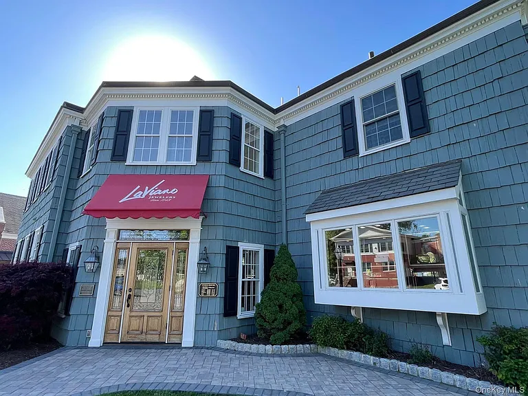 10 Colonial Ave #C — Photo 19