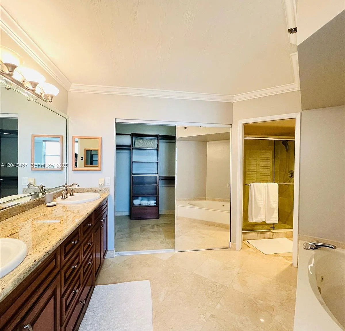 2 bed, 1353 sqft, $3,500 — Photo 3