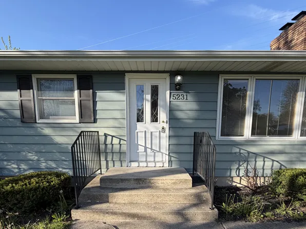 5231 Ann Hackley Dr, Fort Wayne, IN 46835