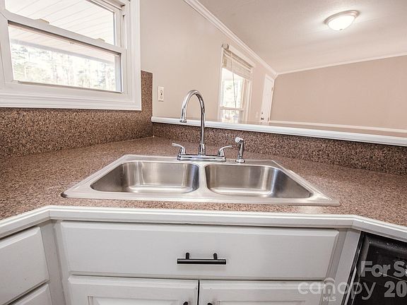 5th image of 44082 Harper Hearne Rd