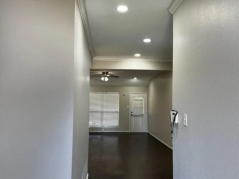 18614 Timbers Dr — Photo 17