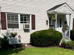 1 Canterbury Arms, New Milford, CT 06776
