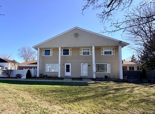 27153 Winchester St, Brownstown, MI 48183