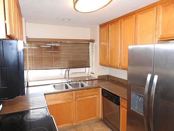 4th image of 3605 Grove St Unit 255