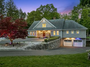 121 Grumman Ave, Norwalk, CT 06851