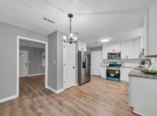 120 Constitution Ave, Defuniak Springs, FL 32433