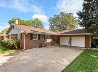 117 E Sunset Ln, Haven, KS 67543
