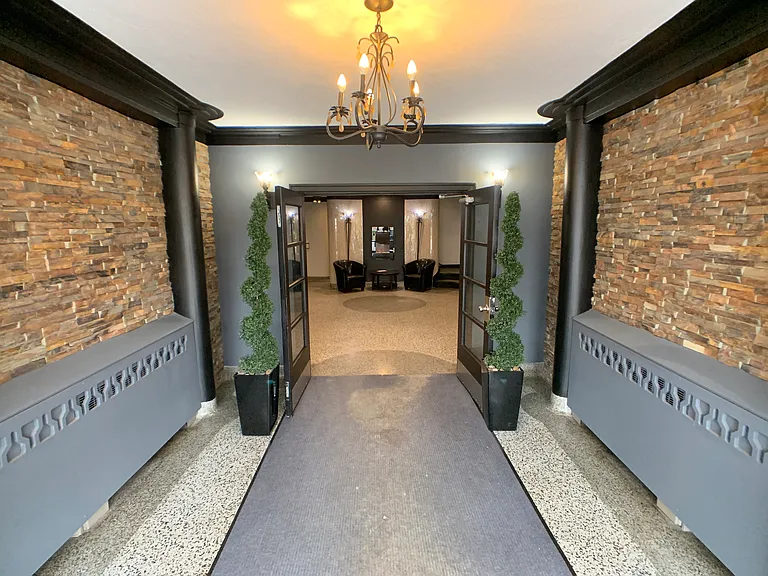 210 Stewart St #16 — Photo 2