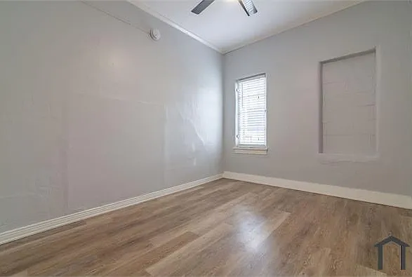 130 N Westmoreland Ave #208 — Photo 6