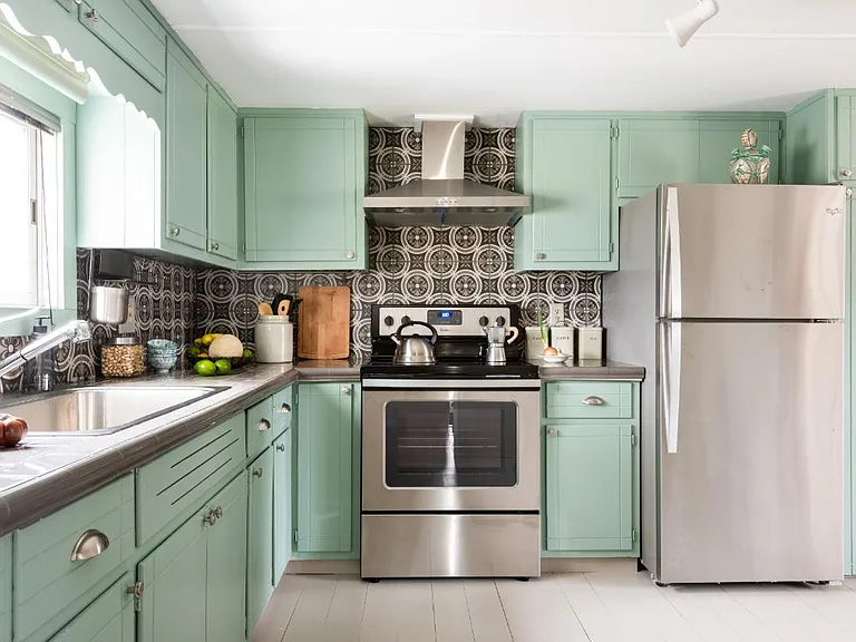 388 Eichybush Rd #10 — Photo 11
