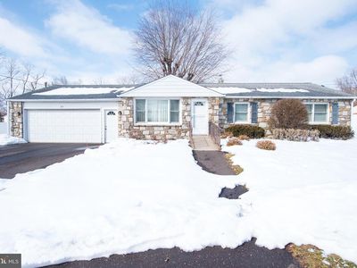 25 E Township Line Rd, Souderton, PA, 18964