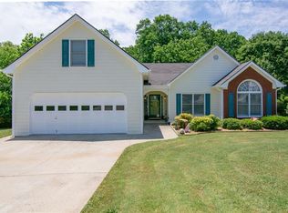 177 Serenity Ct, Hoschton, GA 30548