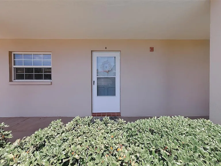 10215 Regal Dr #4 — Photo 4