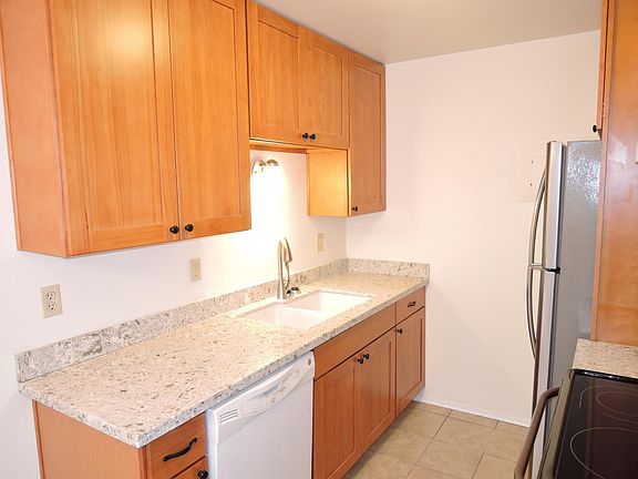 5th image of 1420 NW 61st St APT 1