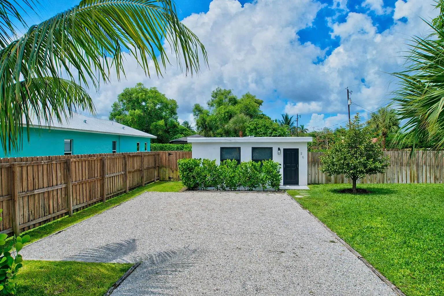 1 bed, 1.0 bath, 624 sqft, $7,000 — Photo 2