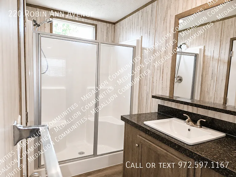 220 Robin Ann Ave — Photo 6