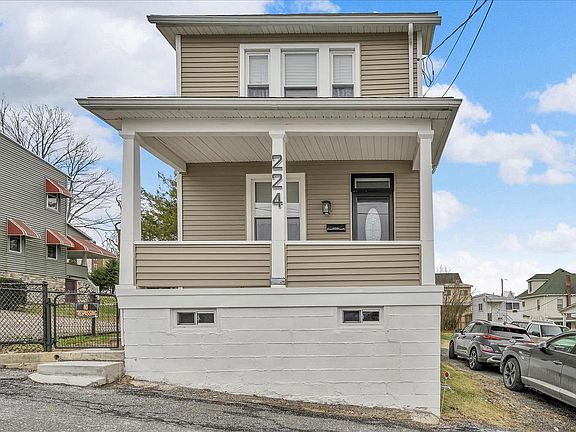 3rd image of 224 Fisher Ave