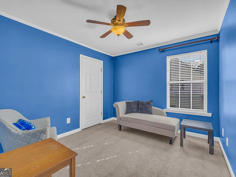 494 Bishop Ct — Photo 19