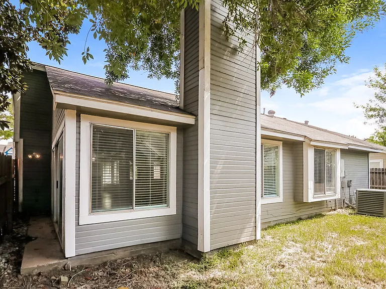 12723 Ashford Knoll Dr — Photo 16